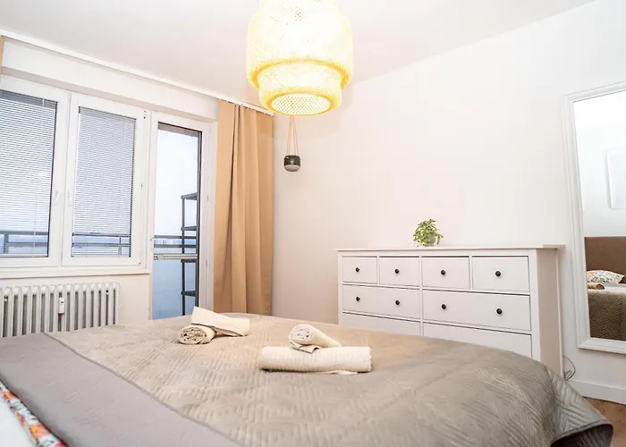 Family Old Town 아파트